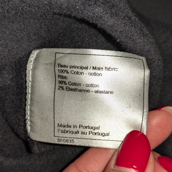 21. NEW CHANEL UNIFORM DOUBLE CC CREWNECK SWEATSHIRT SIZE XS - Picture 5 of 6